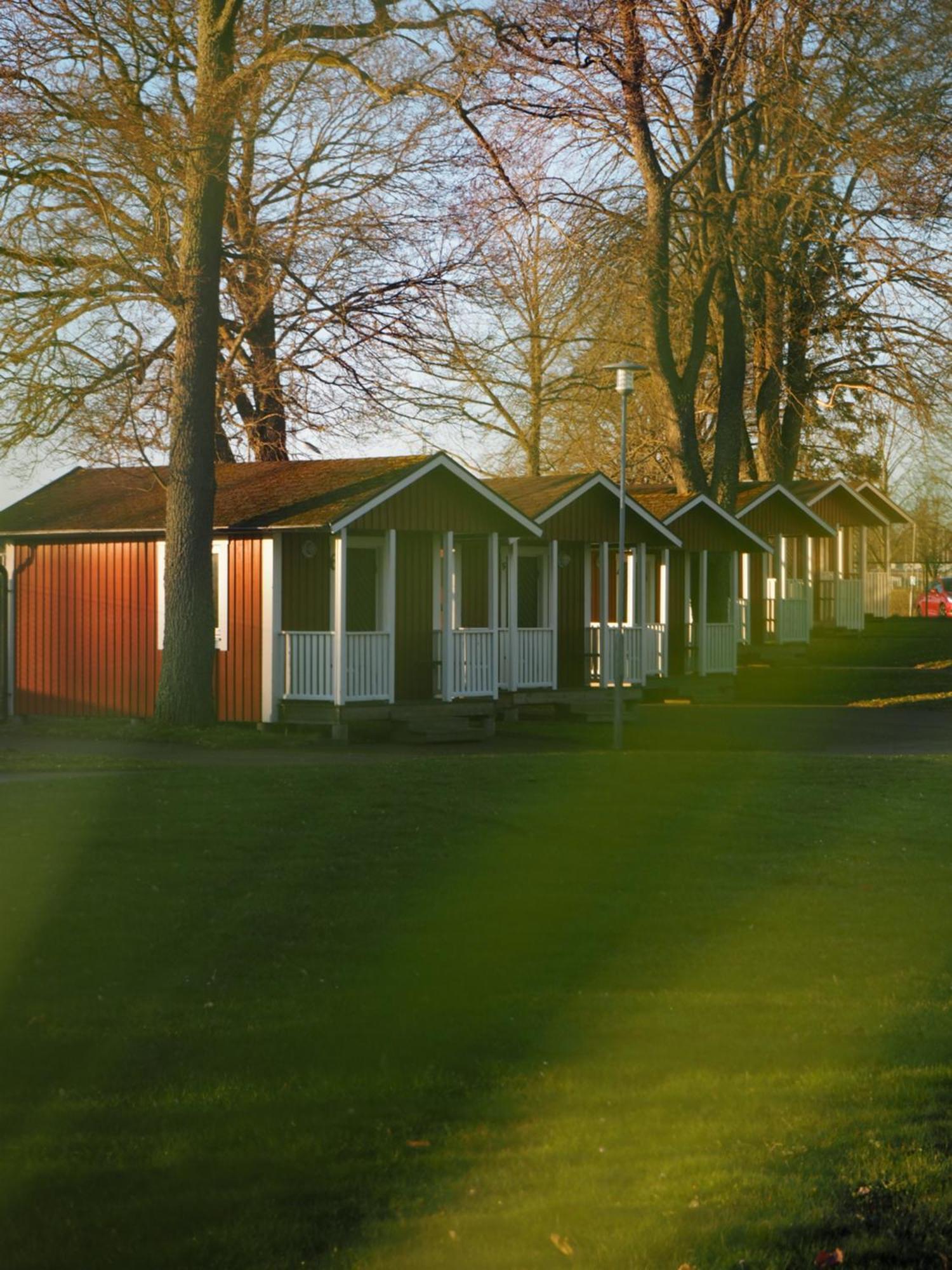 Skara Stads-Camping & Stugby Exterior foto